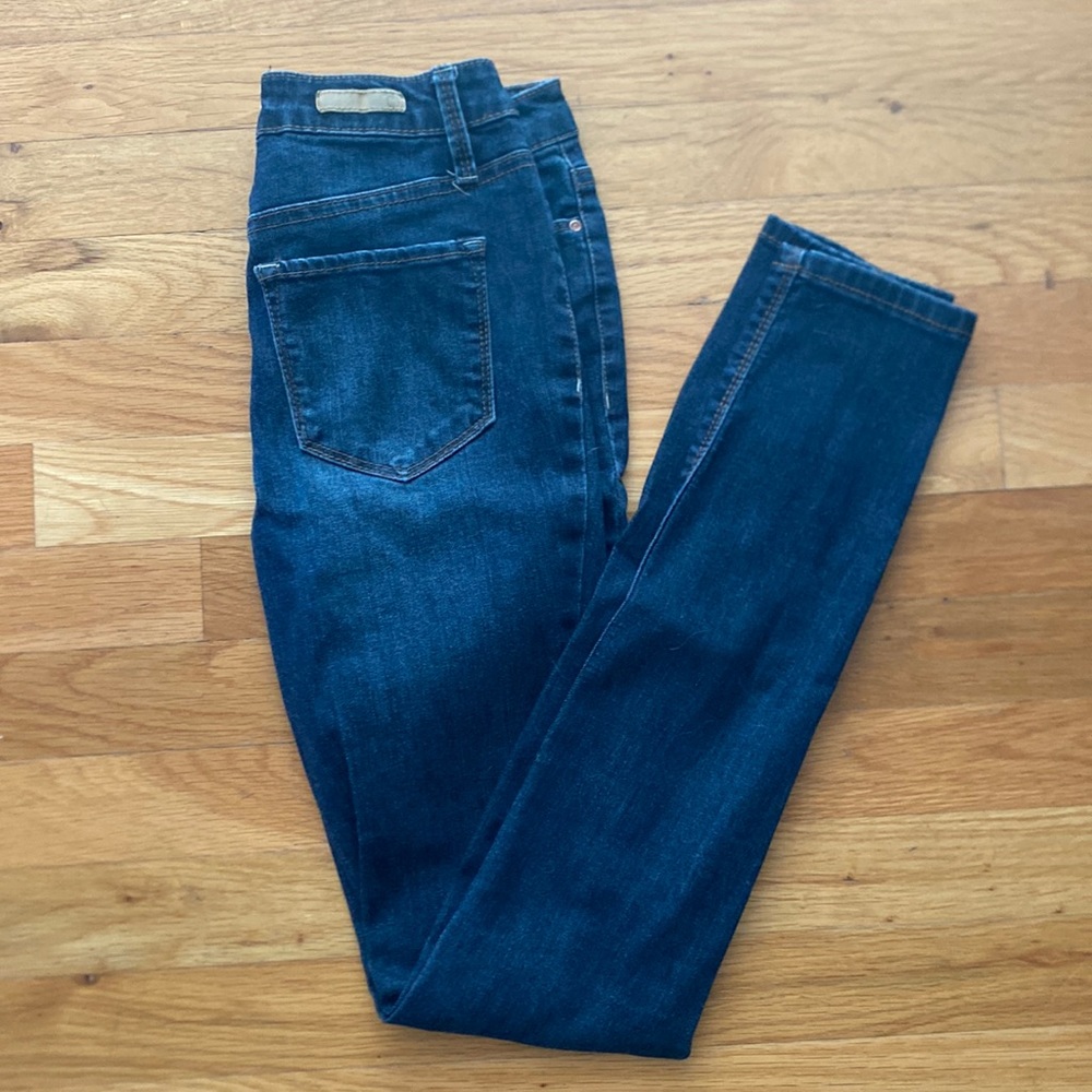 Skinny jeans